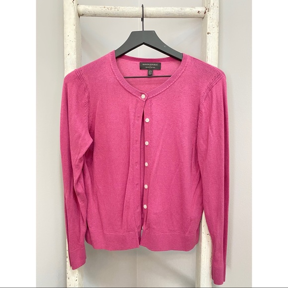 Banana Republic Magenta Cardigan - Picture 1 of 3